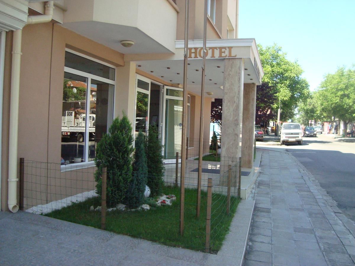 Hotel Astra Ravda Eksteriør billede